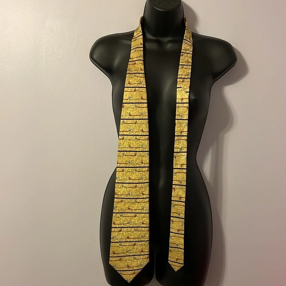 Museum Artifacts Handmade Yellow Golf Club Striped Silk Necktie Tie